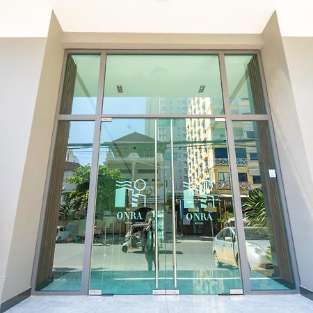 The Onra Hotel Phnom Pen Exterior foto