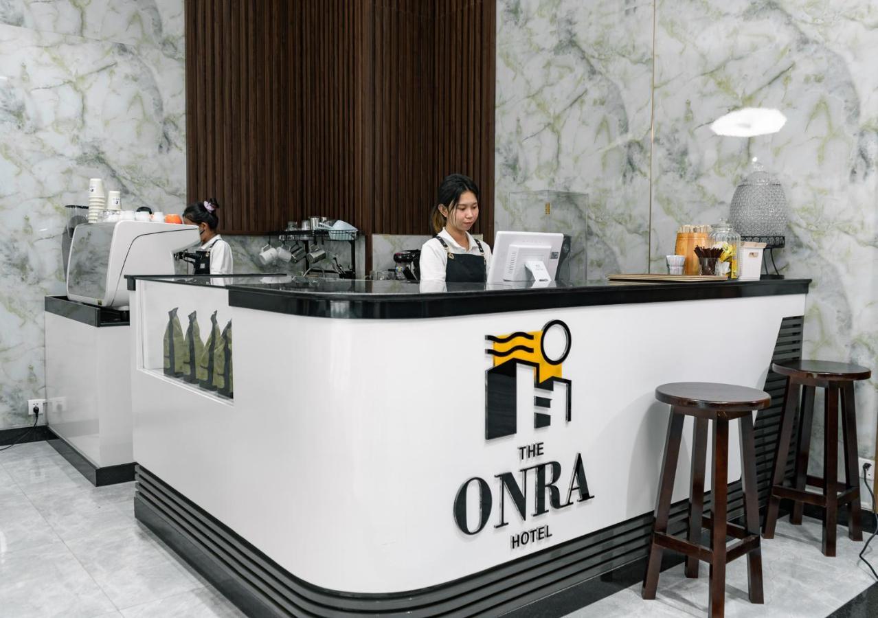The Onra Hotel Phnom Pen Exterior foto