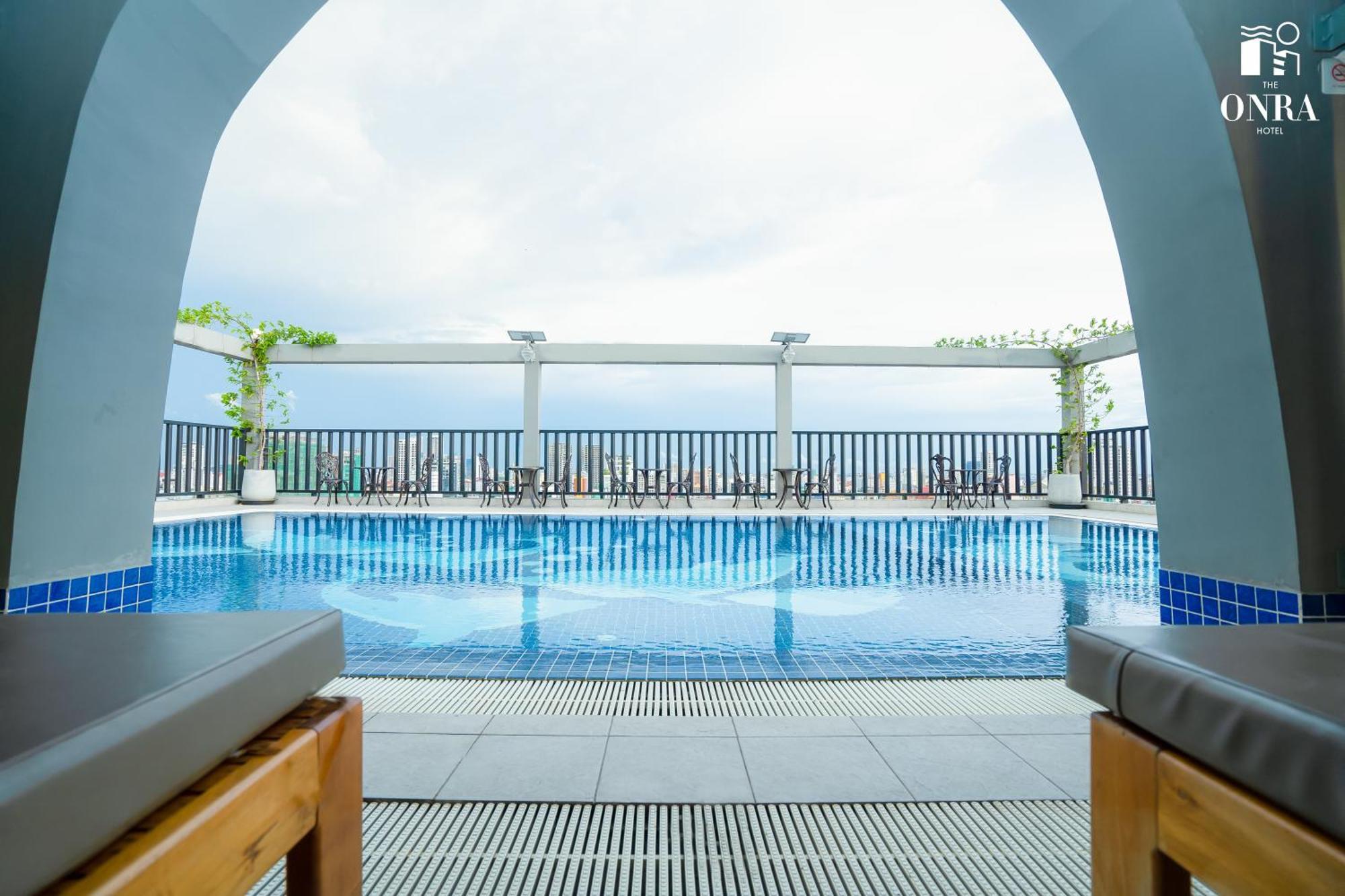 The Onra Hotel Phnom Pen Exterior foto